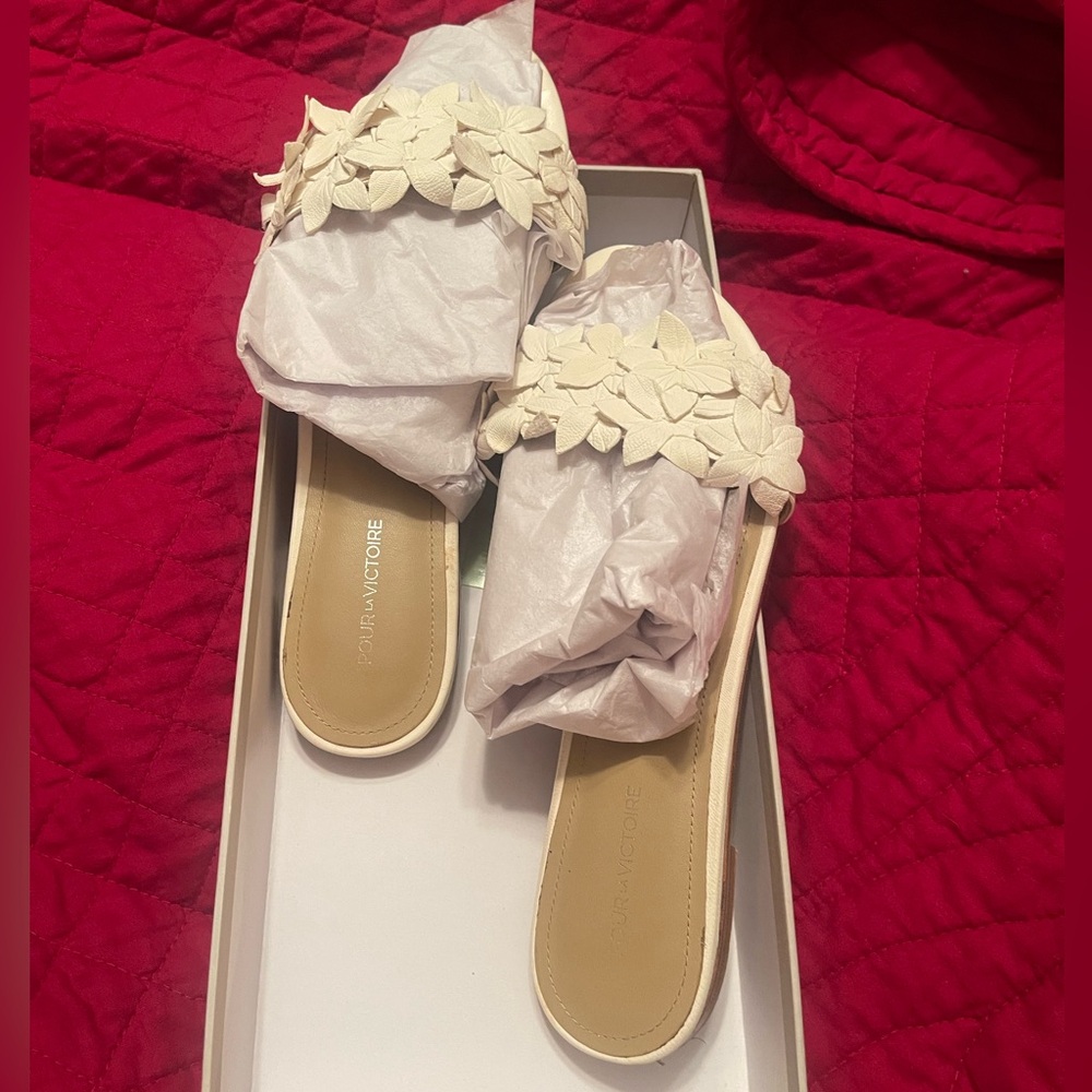 Women’s shoes